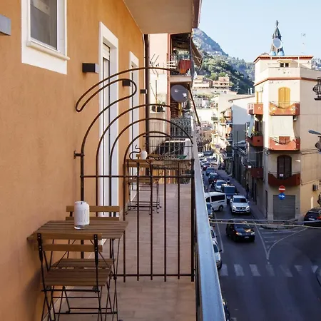 Le Tre Giardini Naxos